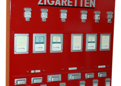 Nr. 5 – Zigarettenautomat, 6-Schacht, Modell: Unbekannt, Farbe: Rot