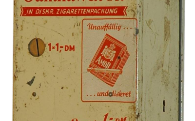 Nr. 17 – Kondomautomat,  „Amor“, Modell: wahrscheinlich Hercules, Farbe: Weiß, Rote Beschriftung