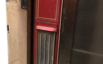 Nr. 143 – Streichholzautomat, Modell: Unbekannt, Farbe: rot, gelb